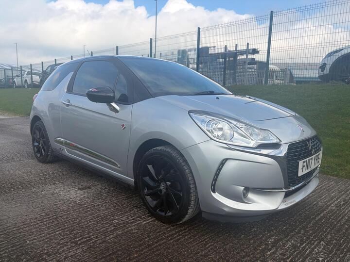 DS AUTOMOBILES DS 3 1.2 PureTech Performance Line Euro 6 (s/s) 3dr DS AUTOMOBILES DS 3 1.2 PureTech Performance Line Euro 6 (s/s) 3dr
