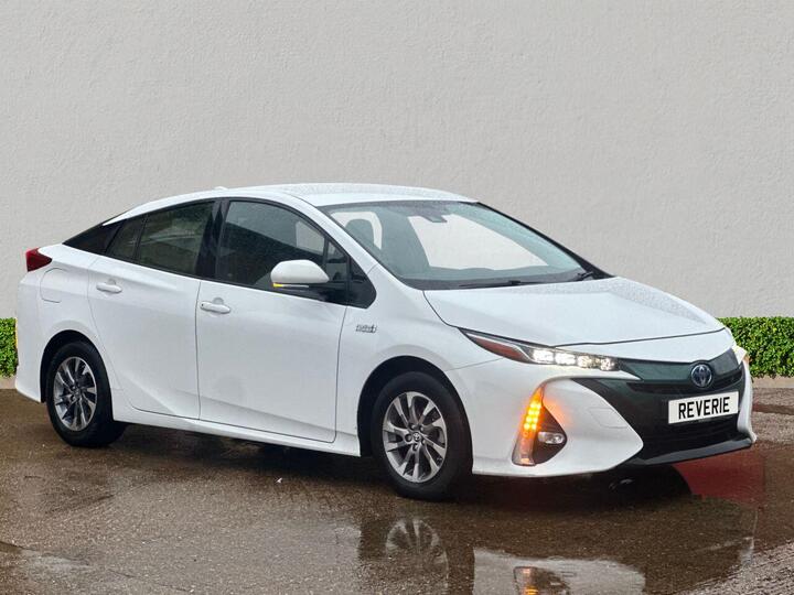 Toyota PRIUS 1.8 VVT 8.8kWh Business Edition Plus CVT Euro 6 (s/s) 5dr
