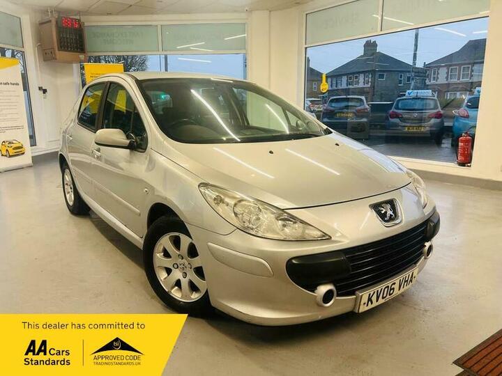 Peugeot 307 1.6 HDi S 5dr Peugeot 307 1.6 HDi S 5dr