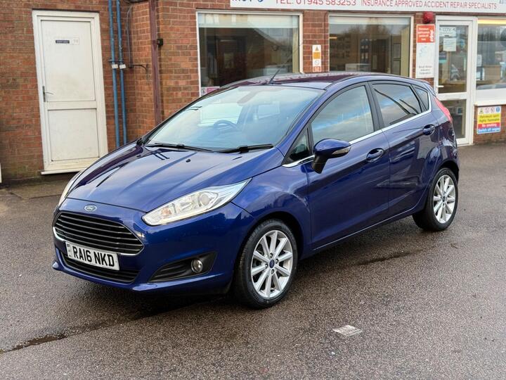 Ford Fiesta 1.5 TDCi Titanium Euro 6 5dr Ford Fiesta 1.5 TDCi Titanium Euro 6 5dr