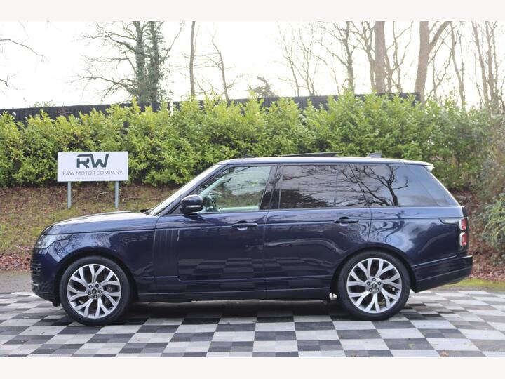 Land Rover Range Rover 2.0 P400e 12.4kWh Vogue Auto 4WD Euro 6 (s/s) 5dr