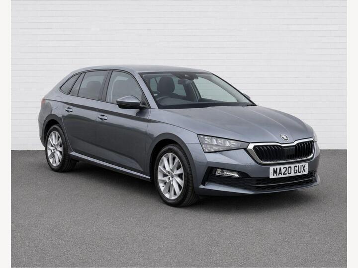 Skoda SUPERB 1.4 TSI IV 13kWh SE Technology DSG Euro 6 (s/s) 5dr Skoda SUPERB 1.4 TSI IV 13kWh SE Technology DSG Euro 6 (s/s) 5dr