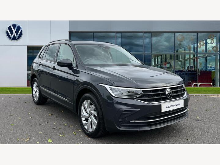 Volkswagen Tiguan 1.5 TSI Life DSG Euro 6 (s/s) 5dr