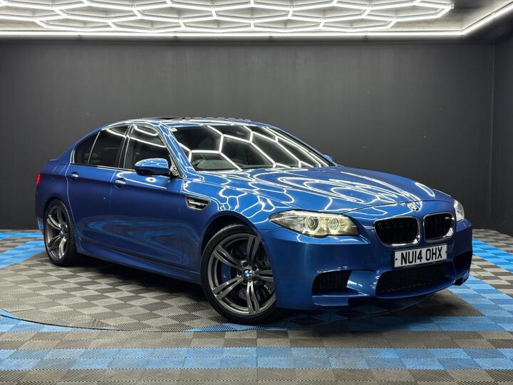 BMW M5 4.4 V8 DCT Euro 5 (s/s) 4dr