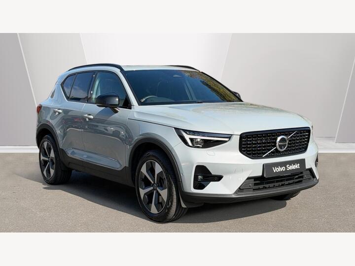 Volvo XC40 2.0 B3 MHEV Ultimate DCT Auto Euro 6 (s/s) 5dr