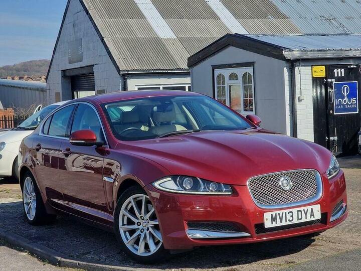 Jaguar XF 2.2d Luxury Auto Euro 5 (s/s) 4dr
