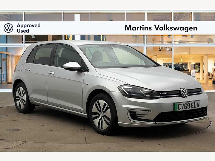 Volkswagen Golf 35.8kWh E-Golf Auto 5dr Volkswagen Golf 35.8kWh E-Golf Auto 5dr