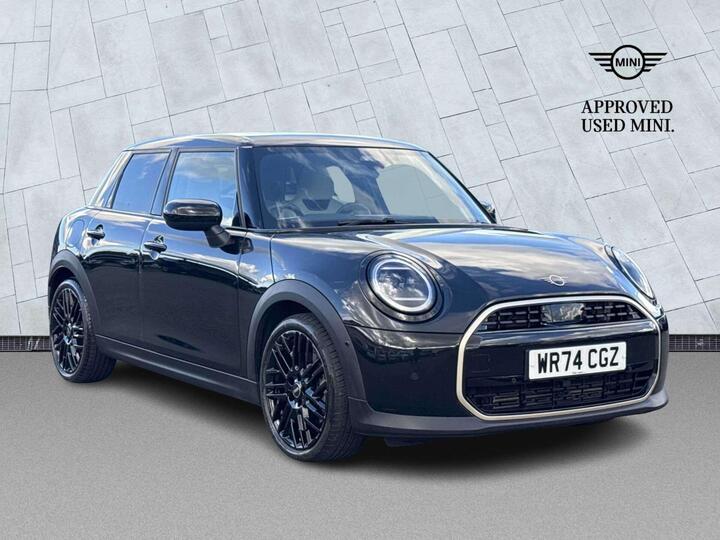 MINI Hatch 1.5C Exclusive Steptronic Euro 6 (s/s) 5dr