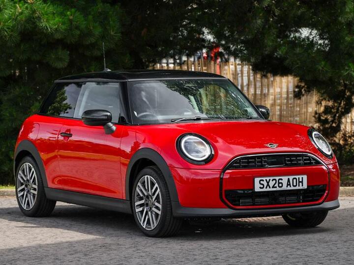 MINI Hatch 1.5C Classic Steptronic Euro 6 (s/s) 3dr