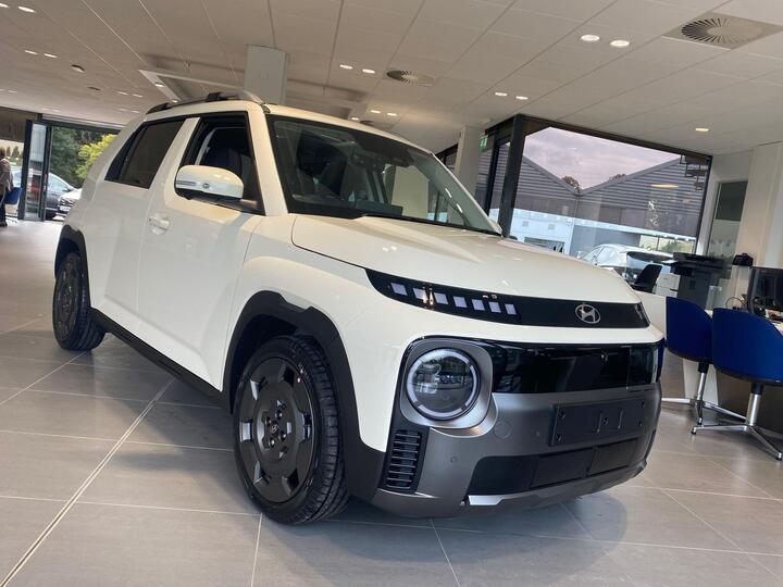 Hyundai INSTER Long Range 49kWh Cross Auto 5dr