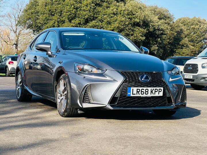 Lexus IS 2.5 300h Advance E-CVT Euro 6 (s/s) 4dr