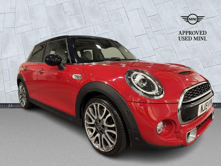 MINI Hatch 2.0 Cooper S Exclusive Steptronic Euro 6 (s/s) 5dr