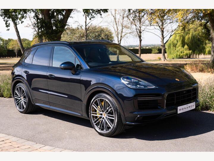 Porsche Cayenne 4.0 V8 E-Hybrid 17.9kWh Turbo S TiptronicS 4WD Euro 6 (s/s) 5dr