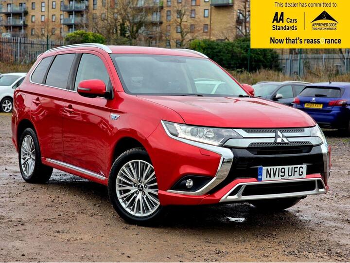 Mitsubishi Outlander 2.4h TwinMotor 13.8kWh Juro CVT 4WD Euro 6 (s/s) 5dr