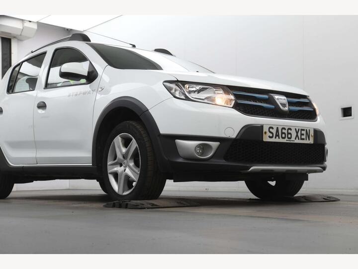 Dacia Sandero Stepway 0.9 TCe Laureate Euro 6 (s/s) 5dr