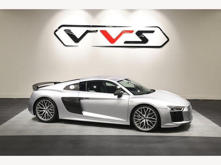 Audi R8 5.2 FSI V10 Plus S Tronic Quattro Euro 6 (s/s) 2dr