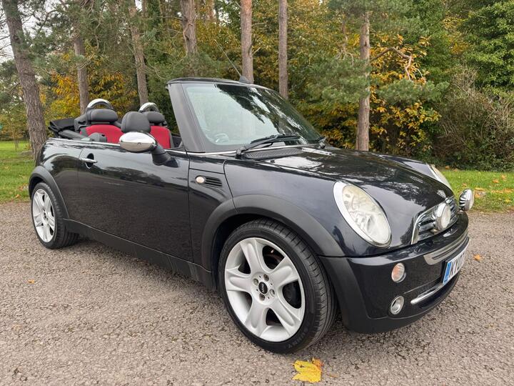 MINI Convertible 1.6 Cooper CVT Euro 3 2dr MINI Convertible 1.6 Cooper CVT Euro 3 2dr