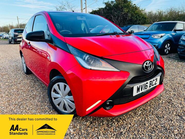 Toyota AYGO 1.0 VVT-i X Euro 5 5dr Euro 5