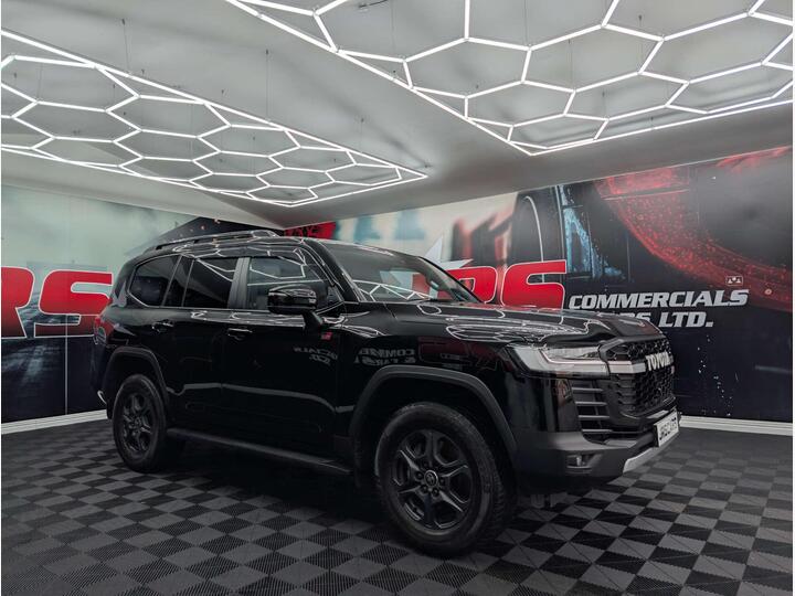 Toyota LAND CRUISER GR Sport 3.3L
