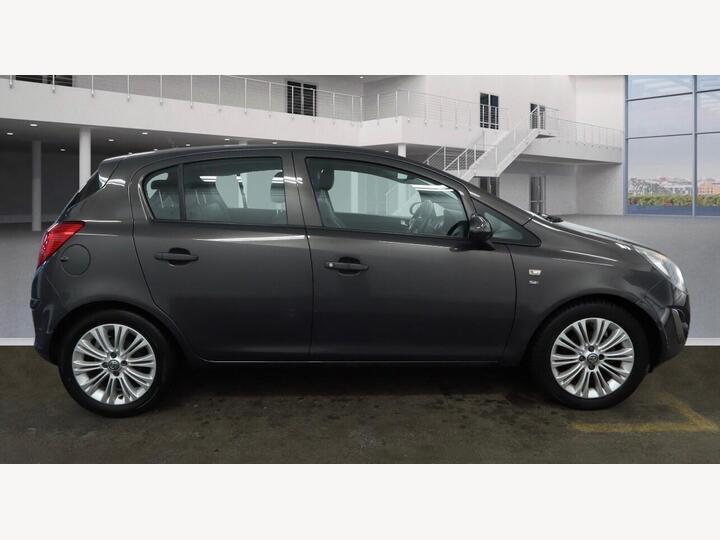 Vauxhall Corsa 1.4i 16v SE 5dr (a/c)