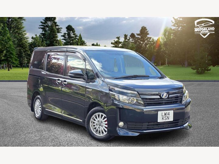 Toyota Voxy 1.8L HYBRID AUTO 7 SEATS 5 DR