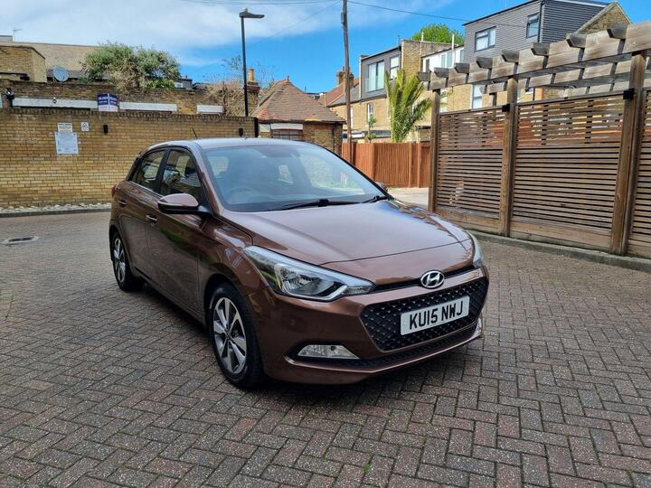Hyundai I20 1.2 Blue Drive SE Euro 6 (s/s) 5dr Hyundai I20 1.2 Blue Drive SE Euro 6 (s/s) 5dr