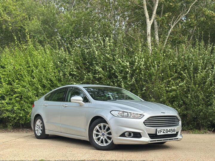 Ford Mondeo 1.6 TDCi ECOnetic Titanium Euro 5 (s/s) 5dr