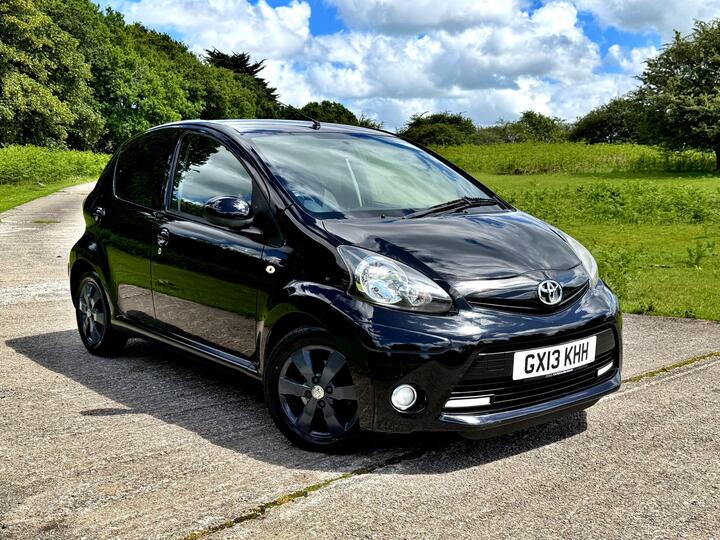 Toyota AYGO 1.0 VVT-i Fire Euro 5 5dr
