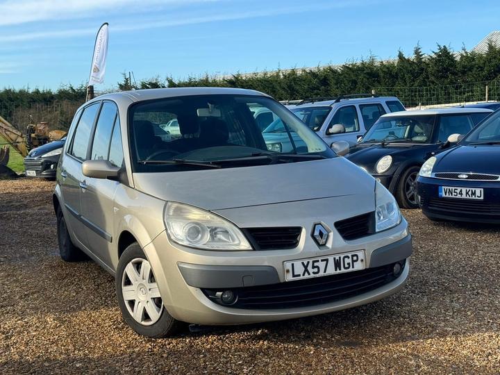 Renault Scenic 1.6 VVT Dynamique 5dr