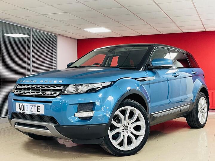Land Rover Range Rover Evoque 2.2 SD4 Pure Auto 4WD Euro 5 5dr Land Rover Range Rover Evoque 2.2 SD4 Pure Auto 4WD Euro 5 5dr