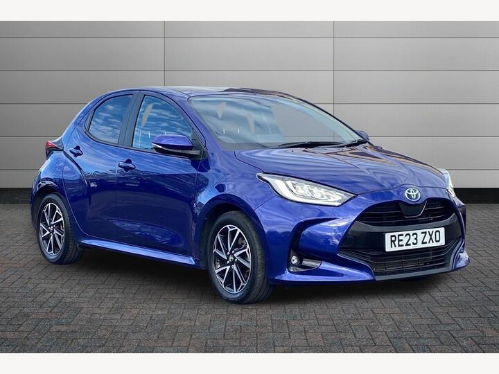 Toyota Yaris 1.5 VVT-h Design E-CVT Euro 6 (s/s) 5dr