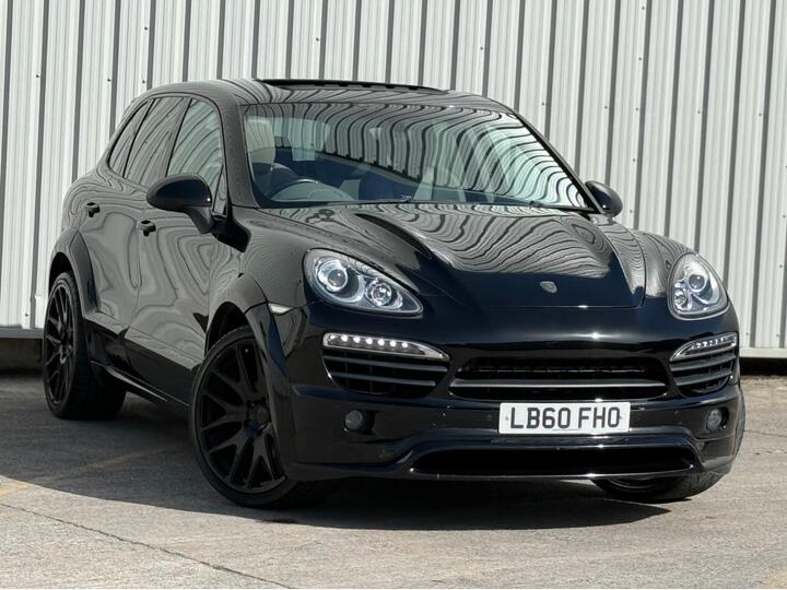 Porsche Cayenne 3.0h V6 S TiptronicS 4WD Euro 5 (s/s) 5dr Porsche Cayenne 3.0h V6 S TiptronicS 4WD Euro 5 (s/s) 5dr
