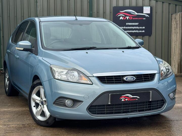 Ford Focus 1.6 Zetec 5dr