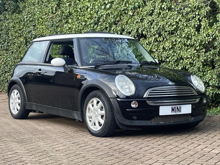 MINI Hatch 1.6 Cooper CVT Euro 3 3dr