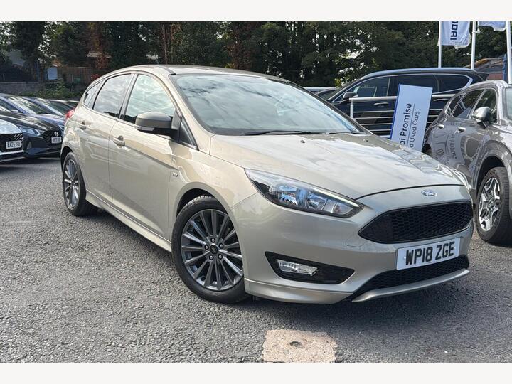 Ford Focus 1.0T EcoBoost ST-Line Euro 6 (s/s) 5dr
