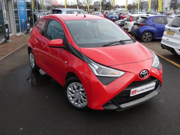 Toyota AYGO 1.0 VVT-i X-play Euro 6 5dr
