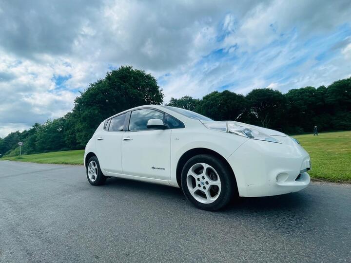 Nissan Leaf 24kWh Acenta Auto 5dr