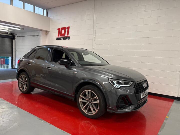 Audi Q3 1.4 TFSIe 45 Black Edition S Tronic Euro 6 (s/s) 5dr 13kWh