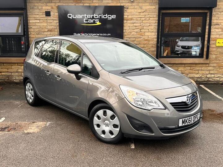 Vauxhall Meriva 1.7 CDTi Exclusiv Auto Euro 5 5dr Vauxhall Meriva 1.7 CDTi Exclusiv Auto Euro 5 5dr