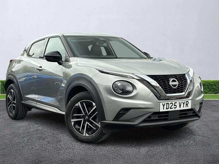 Nissan JUKE 1.0 DIG-T N-Connecta Euro 6 (s/s) 5dr