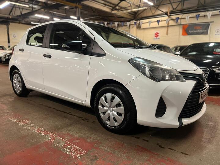 Toyota Yaris 1.0 VVT-i Active Euro 5 5dr