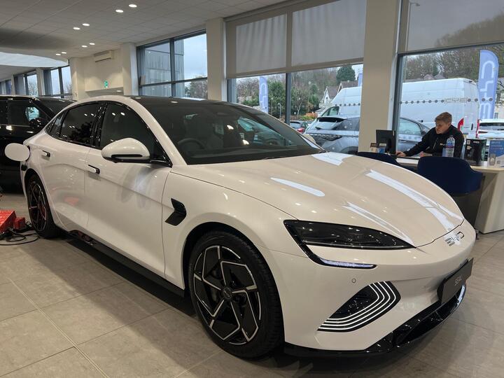 BYD Seal 82.5kWh Design Auto 4dr