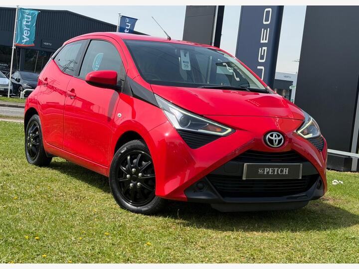Toyota AYGO 1.0 VVT-i X-play Euro 6 5dr