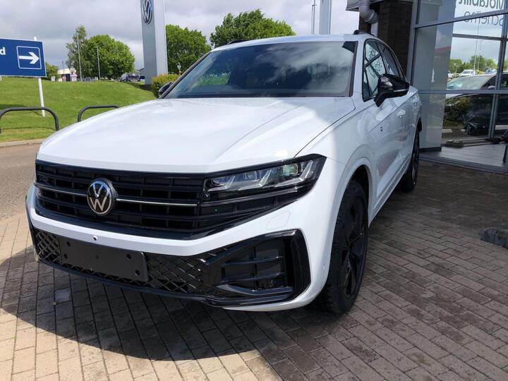 Volkswagen Touareg 3.0 TDI V6 Black Edition Tiptronic 4Motion Euro 6 (s/s) 5dr