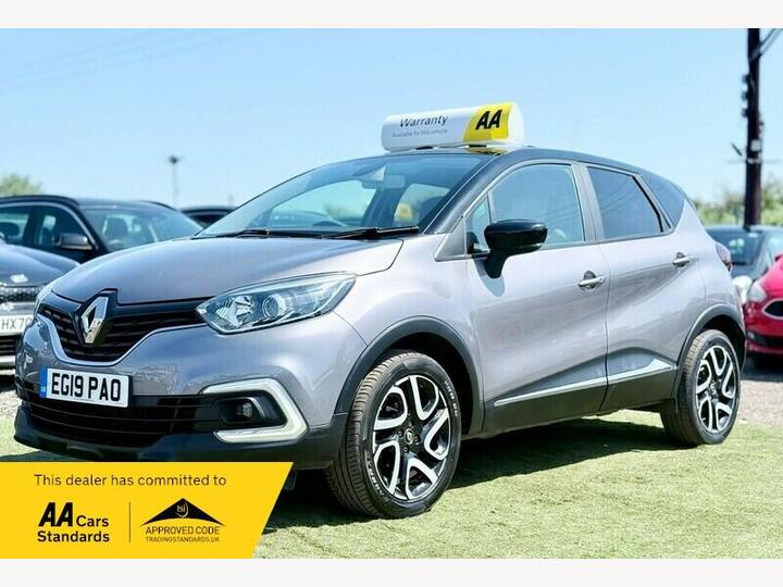 Renault Captur 0.9 TCe ENERGY Iconic Euro 6 (s/s) 5dr