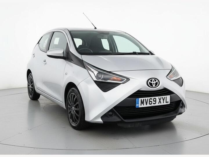Toyota AYGO 1.0 VVT-i X-play Euro 6 5dr