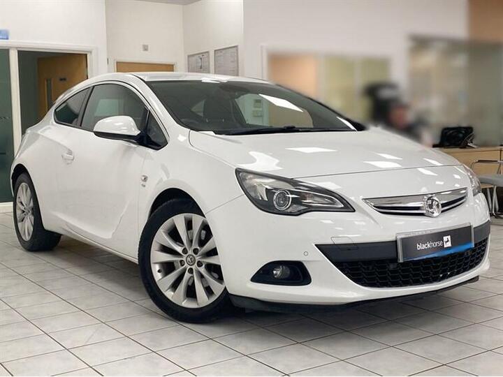 Vauxhall ASTRA GTC 1.4T SRi Euro 5 (s/s) 3dr