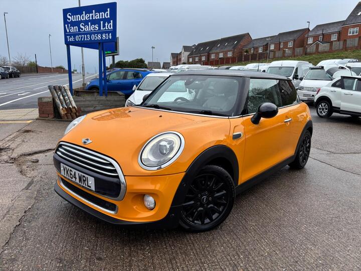 MINI Hatch 1.5 Cooper Auto Euro 6 (s/s) 3dr