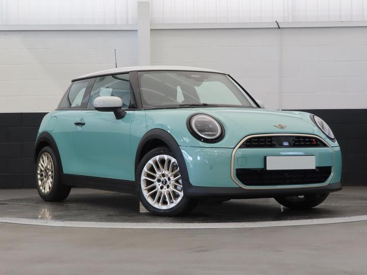 MINI Cooper 2.0S Classic Steptronic Euro 6 (s/s) 3dr