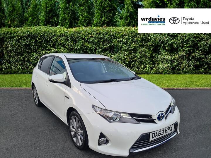 Toyota Auris 1.8 VVT-h Excel CVT Euro 5 (s/s) 5dr Toyota Auris 1.8 VVT-h Excel CVT Euro 5 (s/s) 5dr
